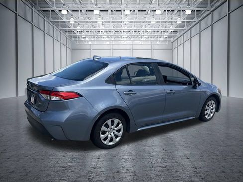 Used 2023 Toyota Corolla LE FWD image 5