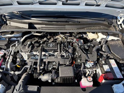 Used 2025 Toyota Corolla Hybrid Sedan image 25