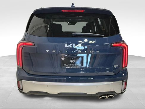 Used 2025 Kia Telluride EX w/ EX Captain's Chair Package AWD/4WD image 6