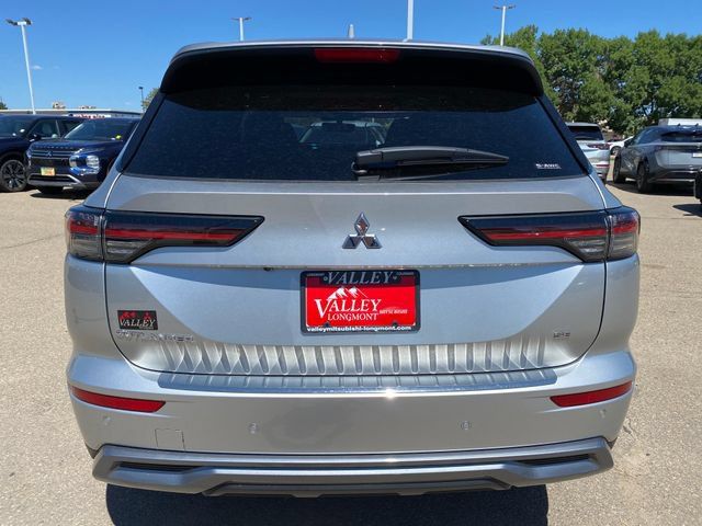 New 2026 Mitsubishi Outlander SE AWD/4WD image 4