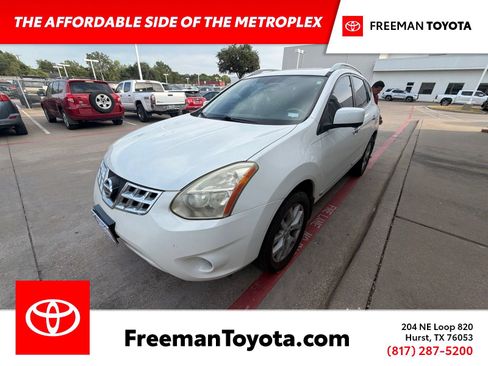 Used 2013 Nissan Rogue SL FWD image 1