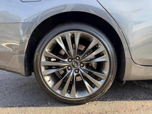 Used 2016 INFINITI Q70 3.7 image 29