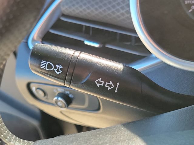 Used 2020 Chevrolet Malibu LT FWD image 15