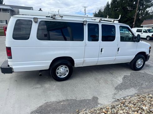 Used 2012 Ford E-350 and Econoline 350 Extended Super Duty w/ Insulation Pkg image 5