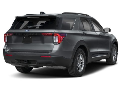 New 2027 Ford Explorer Active AWD/4WD image 2