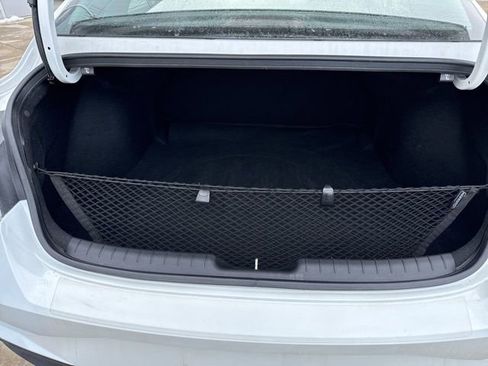 Used 2023 Hyundai Elantra SEL w/ Convenience Package image 28