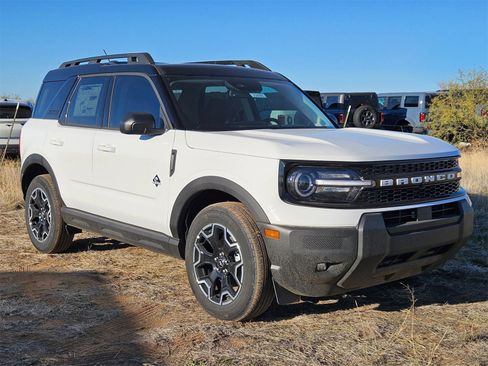 New 2025 Ford Bronco Sport Outer Banks image 3