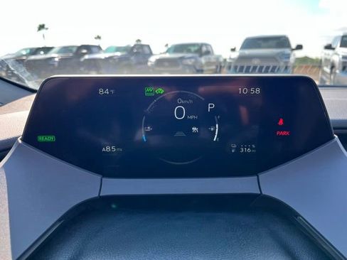 New 2026 Toyota Prius Plug-In Hybrid FWD image 12