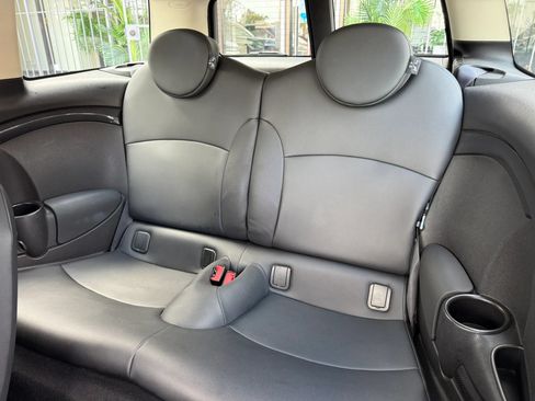 Used 2014 MINI Cooper Clubman S FWD image 15