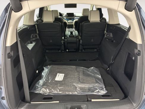 New 2026 Honda Odyssey Elite image 7