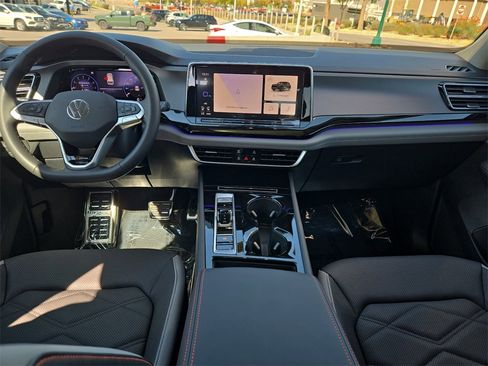 New 2025 Volkswagen Atlas Peak Edition SE image 16