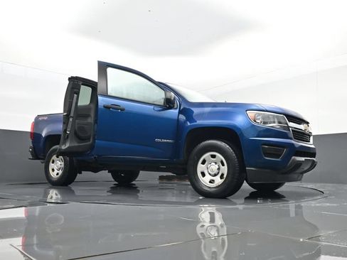Used 2019 Chevrolet Colorado W/T w/ WT Convenience Package AWD/4WD image 29