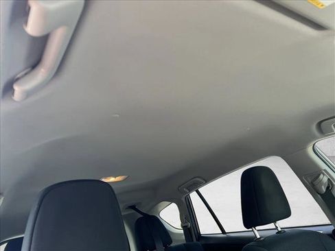 Used 2015 Toyota RAV4 LE FWD image 25