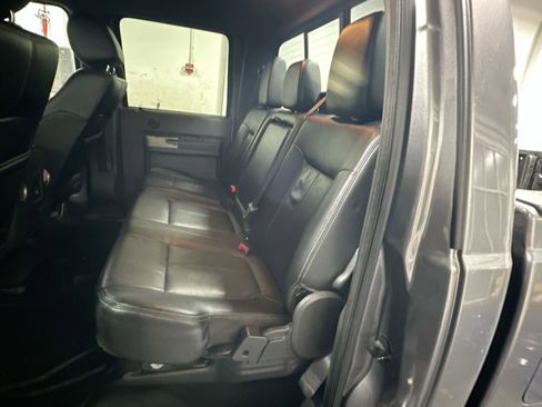 Used 2014 Ford F350 Lariat w/ Chrome Package image 32