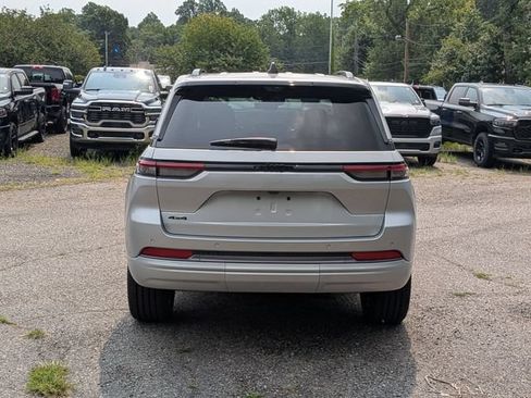 New 2026 Jeep Grand Cherokee Limited AWD/4WD image 4