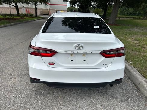 Used 2024 Toyota Camry LE w/ Convenience Package FWD image 5