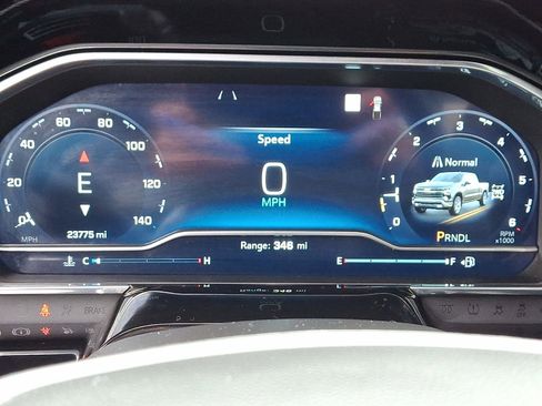 Certified 2022 Chevrolet Silverado 1500 LT w/ Z71 Off-Road Package AWD/4WD image 13