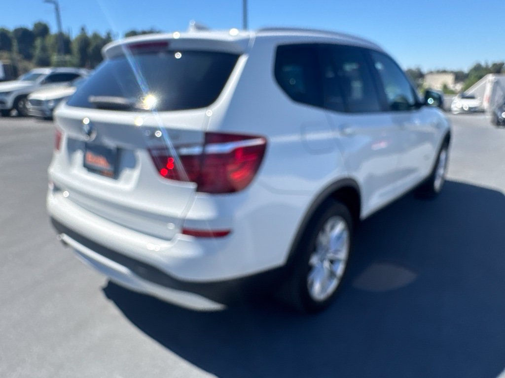 Used 2017 BMW X3 xDrive28i AWD/4WD image 5