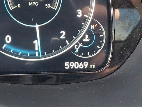 Certified 2021 Hyundai Palisade Limited w/ Cargo Package image 21