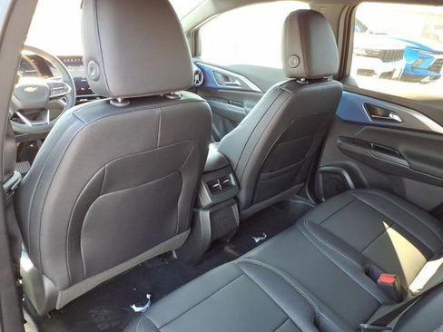 New 2026 Chevrolet Equinox EV LT AWD/4WD image 8