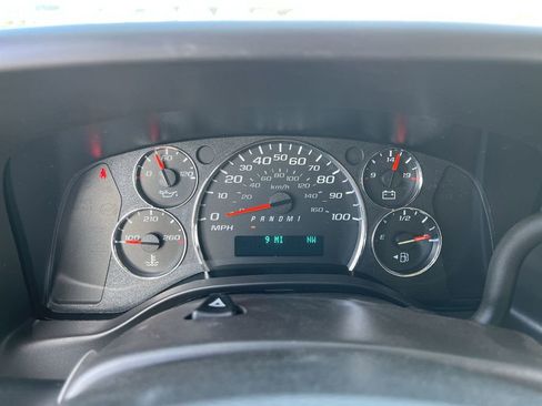 New 2025 GMC Savana 3500 LS RWD image 11