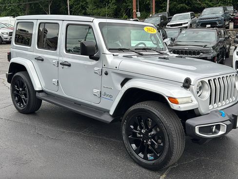 Certified 2023 Jeep Wrangler Unlimited Sahara w/ Cold Weather Group AWD/4WD image 3