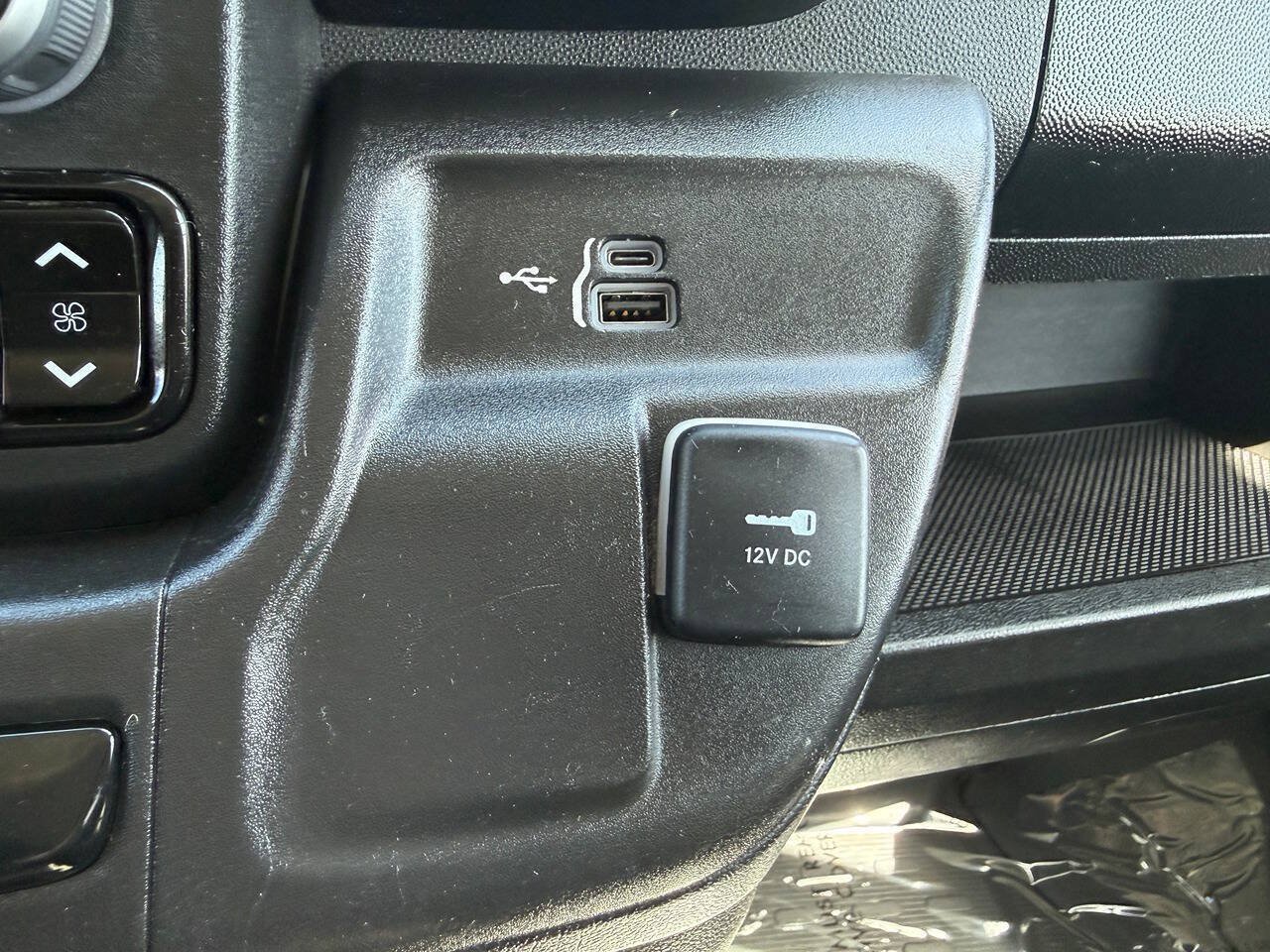 Used 2023 RAM ProMaster 3500 FWD image 38