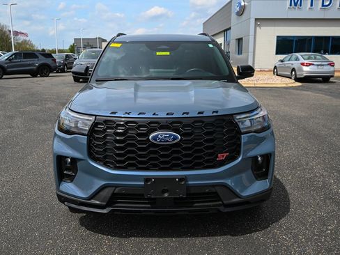 Certified 2025 Ford Explorer ST w/ Sun And Sound Package AWD/4WD image 10