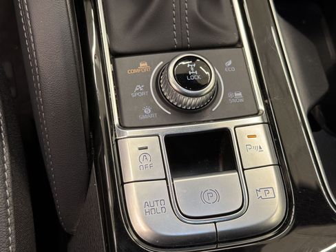 Used 2024 Kia Telluride SX X-Pro AWD/4WD image 19