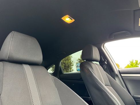 Used 2020 Honda Civic Sport image 23
