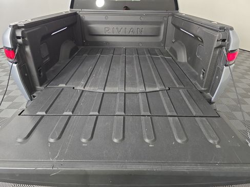 Used 2024 Rivian R1T Adventure image 15