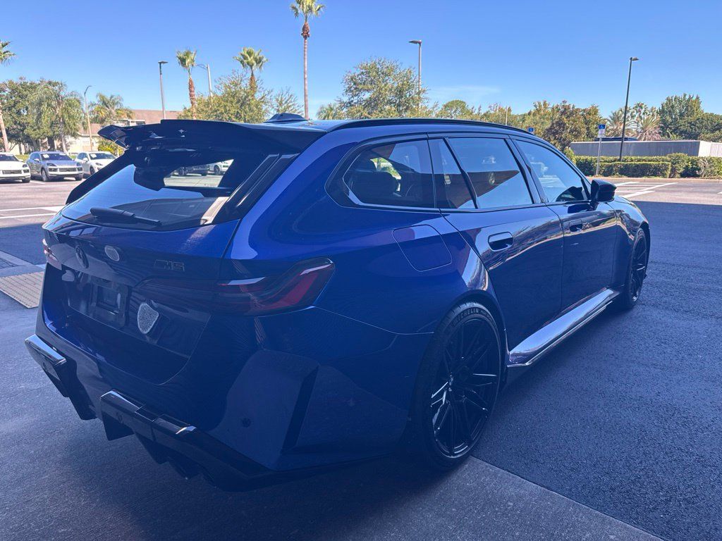 Used 2026 BMW M5 Touring AWD/4WD image 4