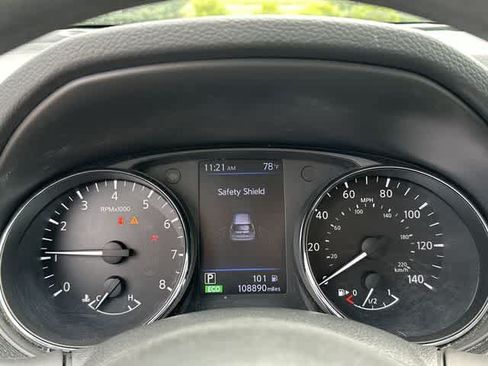 Used 2018 Nissan Rogue S AWD/4WD image 6