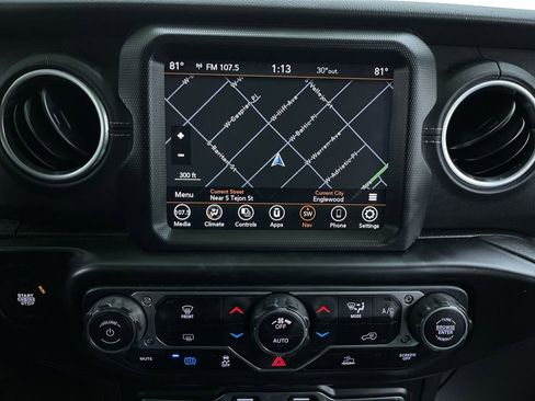 Used 2023 Jeep Wrangler Sahara image 23