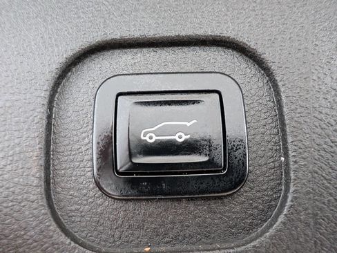 Used 2012 GMC Terrain SLT image 16