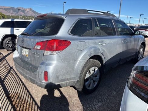 Used 2012 Subaru Outback 2.5i Premium image 4