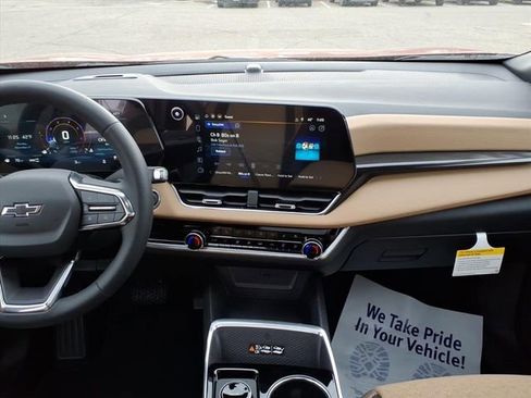 New 2026 Chevrolet Equinox ACTIV w/ Convenience Package III image 13