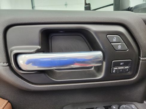 Used 2023 Chevrolet Silverado 3500 High Country image 48