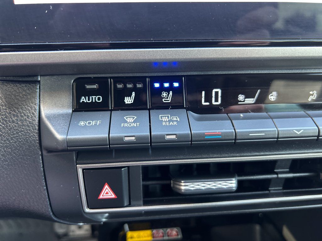 Certified 2025 Toyota Camry XSE w/ Premium Package FWD image 30