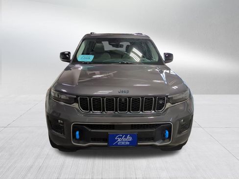 Used 2022 Jeep Grand Cherokee Overland w/ Advanced Protech Group III image 2