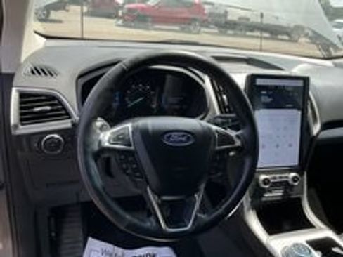 Used 2022 Ford Edge SEL w/ Convenience Package AWD/4WD image 12