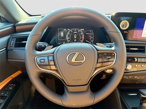 New 2025 Lexus ES 350 w/ Premium Package image 40