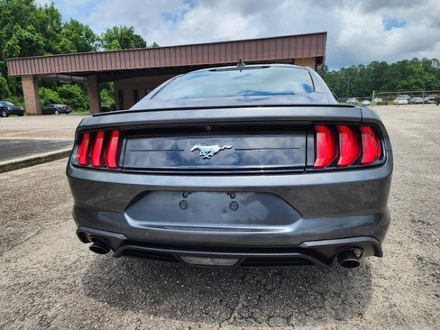Used 2020 Ford Mustang Premium image 5