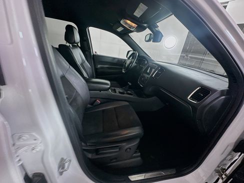 Used 2019 Dodge Durango GT image 32