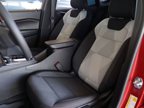 New 2026 Chevrolet Trax RS w/ Driver Confidence Package FWD image 18