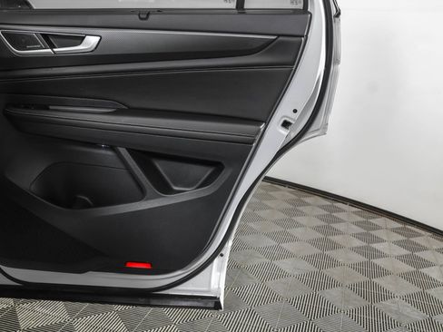 Used 2024 Volkswagen Atlas Cross Sport SEL Premium R-Line image 42