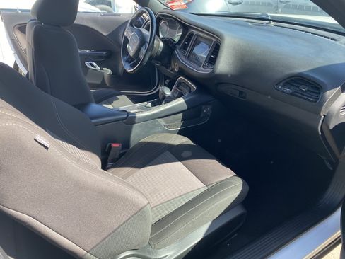 Used 2021 Dodge Challenger SXT AWD/4WD image 14