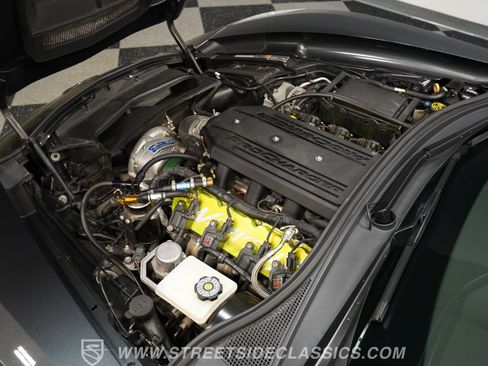 Used 2017 Chevrolet Corvette Stingray Coupe w/ Carbon Flash Badge Package image 31