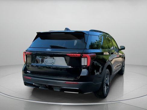 New 2026 Ford Explorer ST-Line w/ ST-Line Street Pack RWD image 29