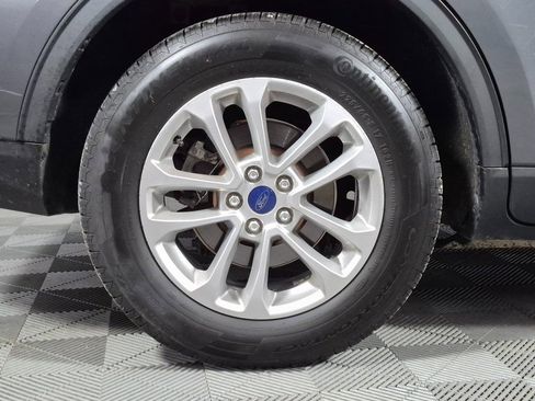 Used 2022 Ford Escape SE image 25